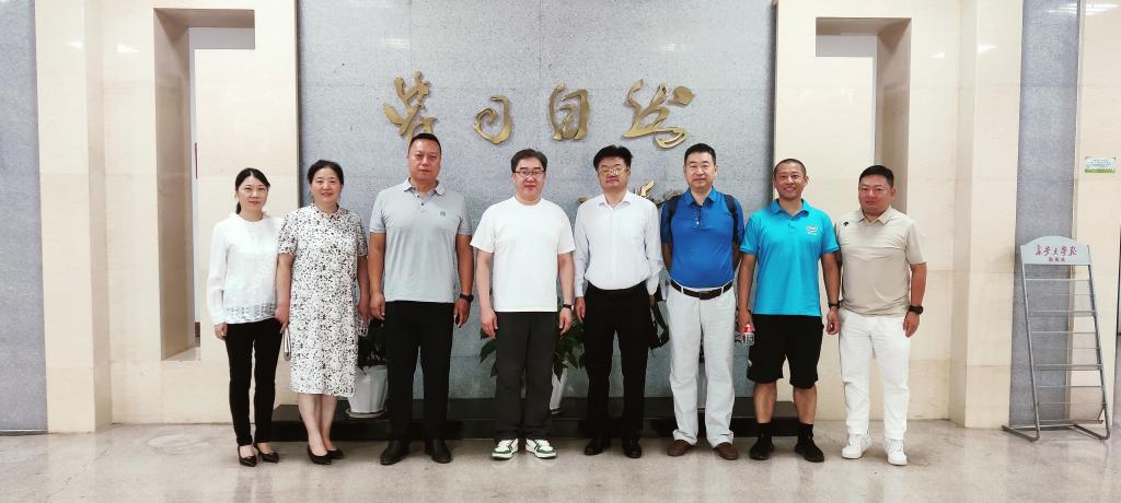 国家珠宝玉石质量监督检验中心（北京）一行到访TYmanga
